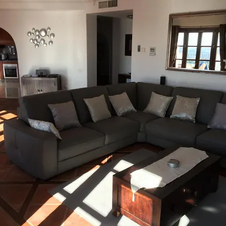 Casa Rose - Beautiful 3 Bedroom Townhouse & Pool *