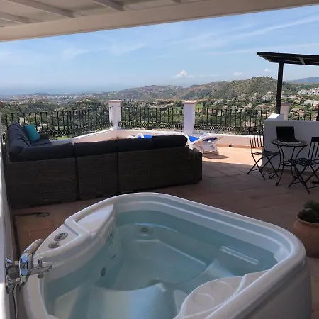 Casa Rose - Beautiful 3 Bedroom Townhouse & Pool アパート *
