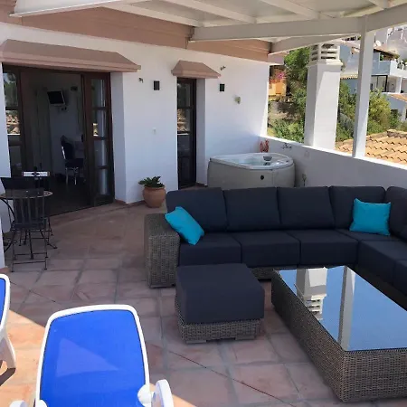 Casa Rose - Beautiful 3 Bedroom Townhouse & Pool *