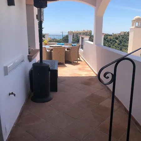 Casa Rose - Beautiful 3 Bedroom Townhouse & Pool アパート ベナアビス